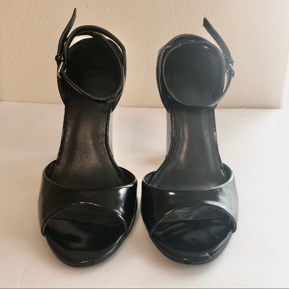 Zara Ankle Strap Chunky Heel Sandal - Picture 3 of 6